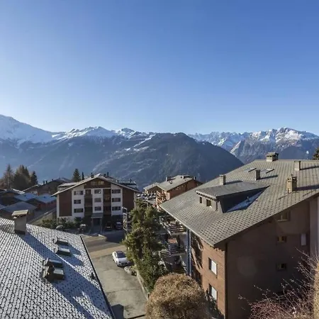 Apartament Senator 335 *